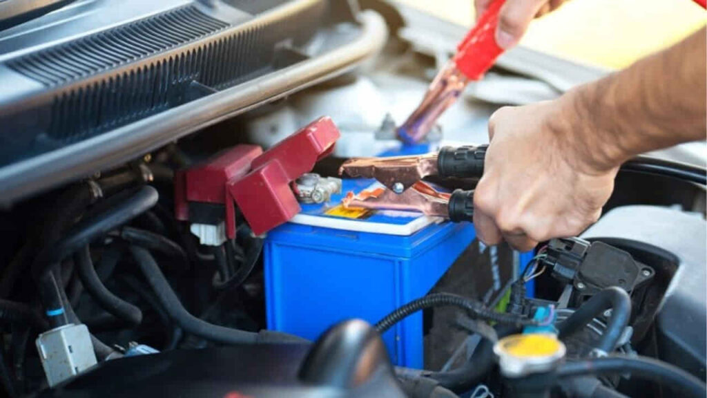 apa maksud bateri kereta overcharge