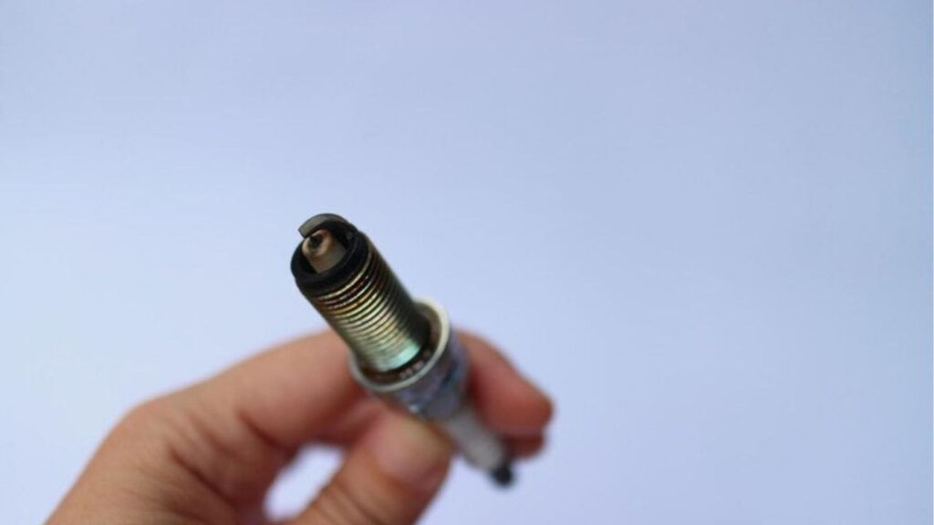 kenapa spark plug kereta kancil boleh jadi basah